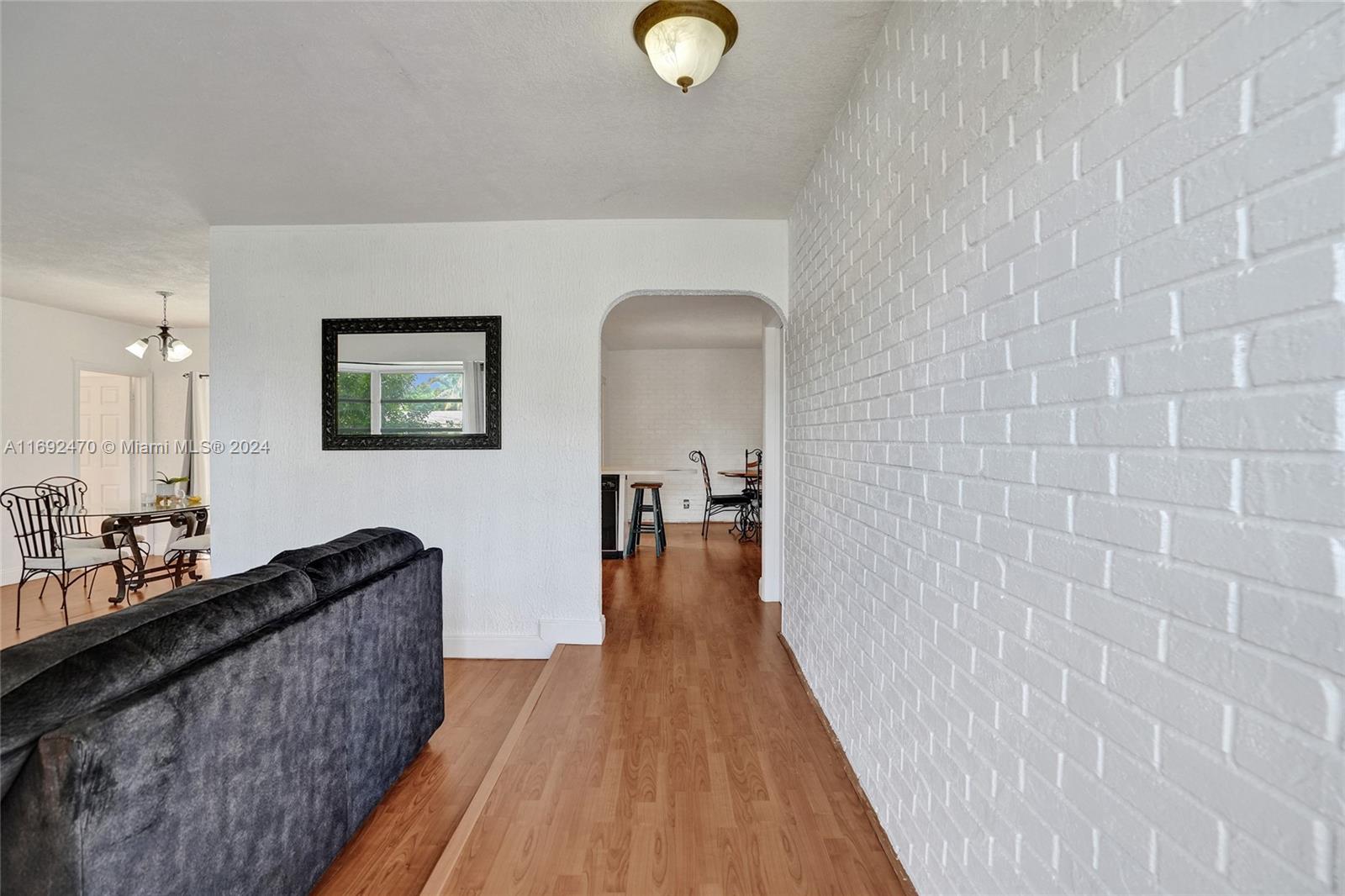 ORIOLE ESTATES SEC 6 - Residential