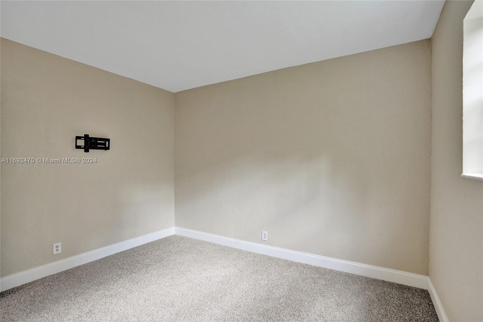 ORIOLE ESTATES SEC 6 - Residential