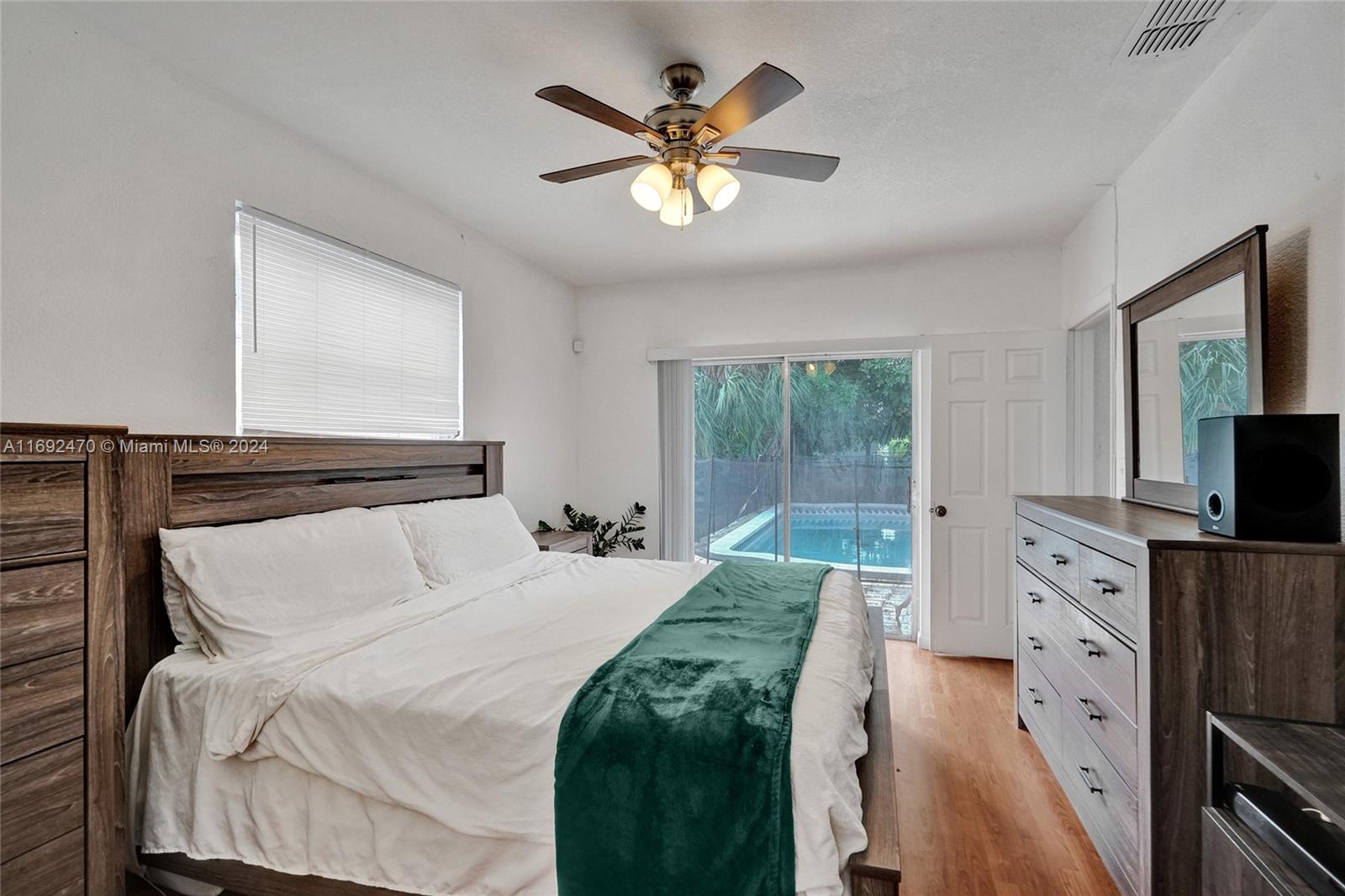 ORIOLE ESTATES SEC 6 - Residential