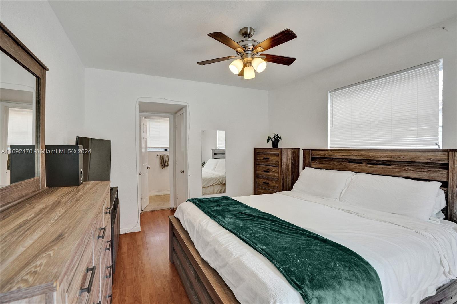 ORIOLE ESTATES SEC 6 - Residential