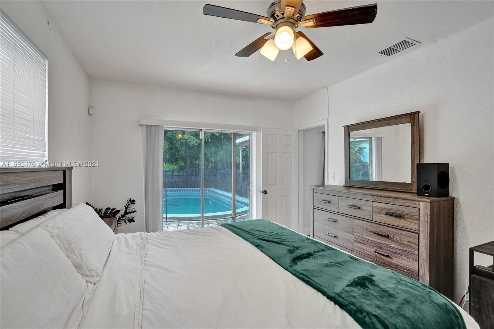 ORIOLE ESTATES SEC 6 - Residential