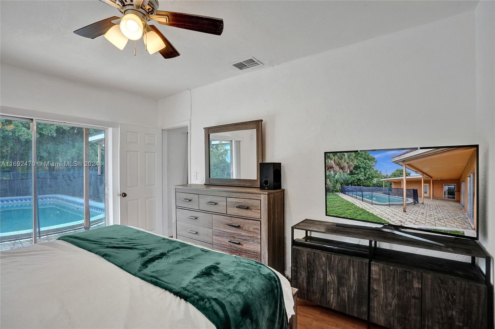 ORIOLE ESTATES SEC 6 - Residential