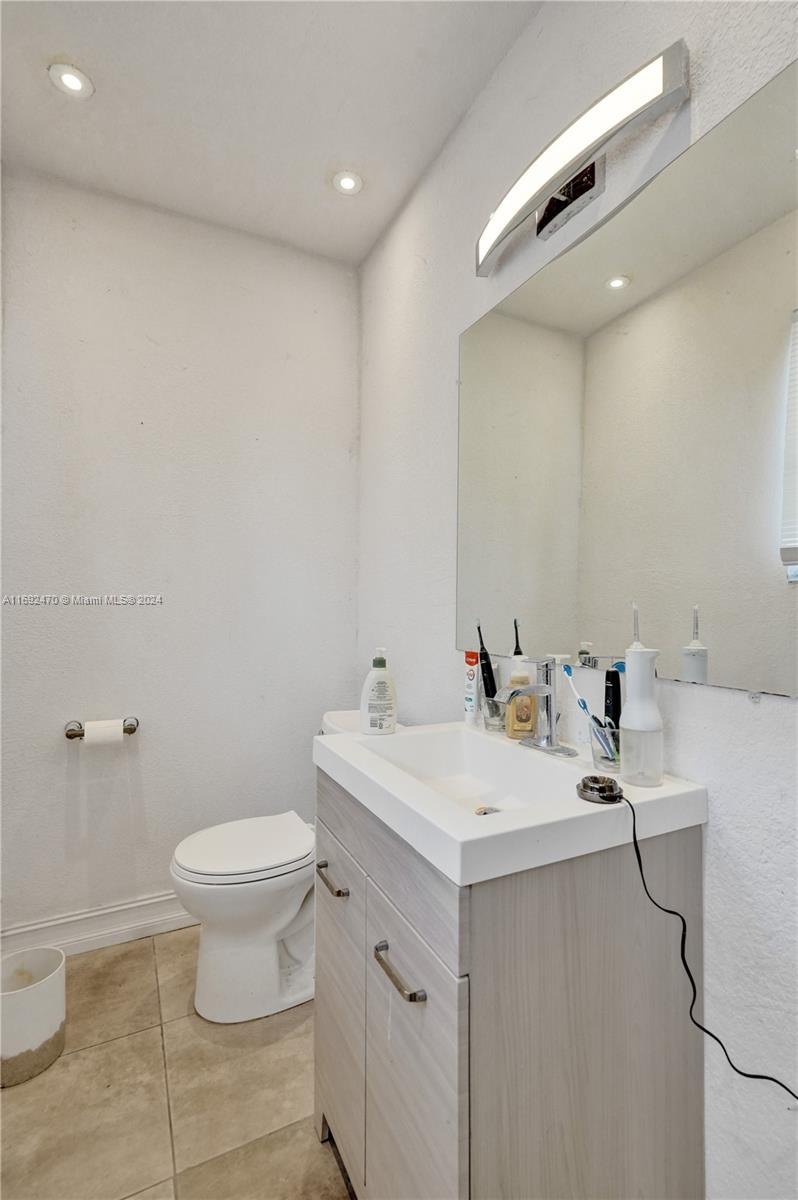 ORIOLE ESTATES SEC 6 - Residential