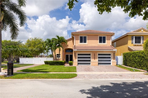 Photo of 23706 SW 108th Pl, Homestead, FL 33032 (MLS # A12073634)
