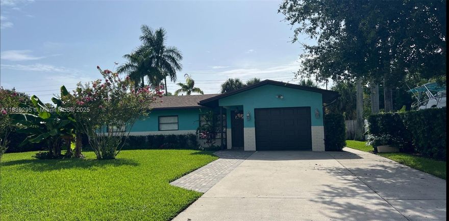 LOOK NO FURTHER! THIS HOME IS PERFECT FOR ANY RENTER. WITH AMAZING SPACE IN THIS 4/2 HOME LOCATED RIGHT BESIDE THE MIZNER PARK AREA, YOU ARE SURE TO HAVE THE BEST OF BOTH WORLDS. FROM AN OPEN FLOOR PLAN WITH AN UPDATED KITCHEN AND APPLIANCES, A NEWER ROOF & AC. ALL NEW WINDOWS AND DOORS WITH FRESH PAINT THROUGHOUT. A BEAUTIFUL BACK YARD TO RELAX IN. OR, HEAD OUT TO MIZNER PARK AND ENJOY THE SITES OF THE SURROUNDING CITY. FILLED WITH MANY RESTAURANTS & THINGS TO DO. LOCATED ONLY 1.5 MILES FROM THE BEACH AND WALKING DISTANCE TO DOWNTOWN BOCA. THIS HOME AND LOCATION ARE WAITING JUST FOR YOU!