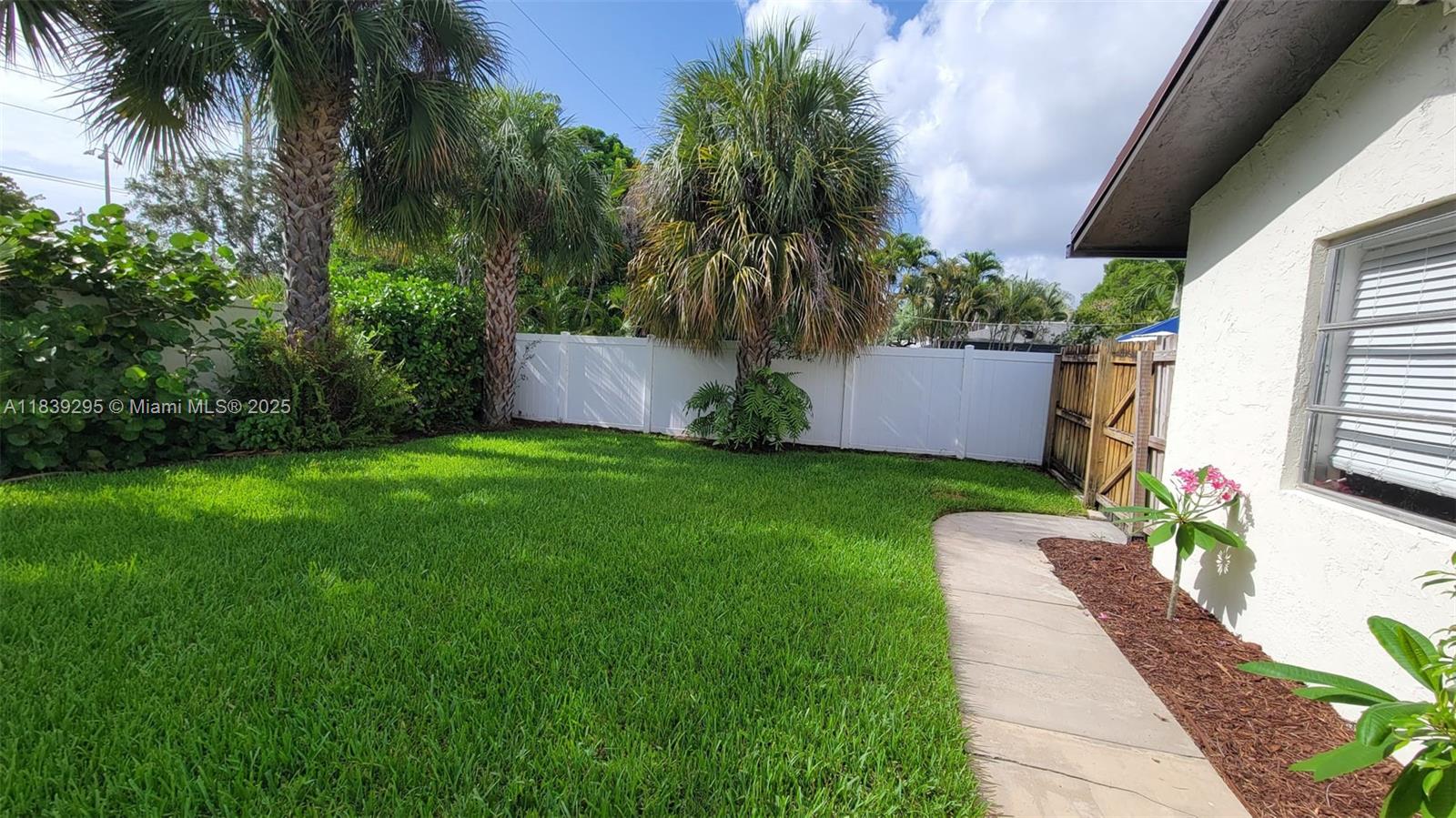 116 NW 3rd Ct 0