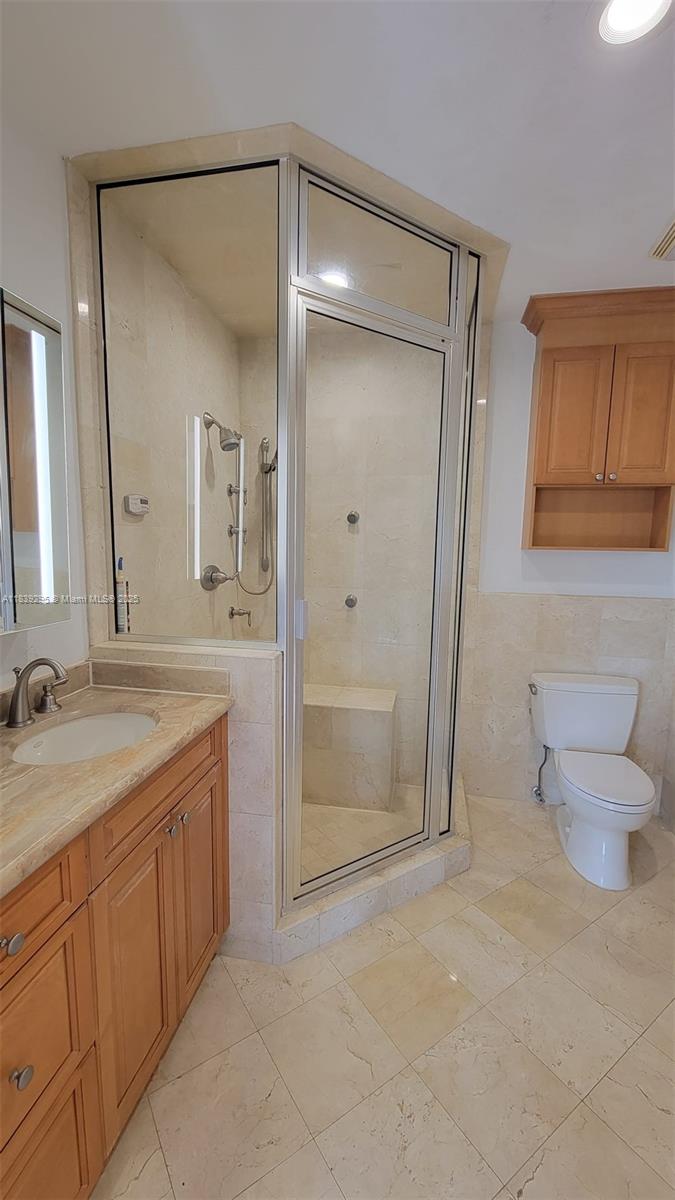 BEULAH HEIGHTS - Residential Lease