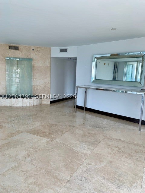 450 Alton Rd 2207