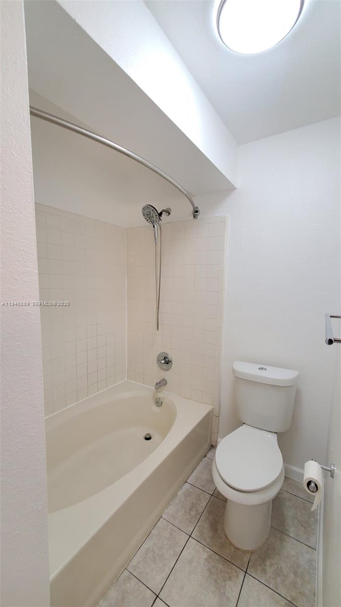 BISCAYNE BEACH CLUB CONDO - Residential