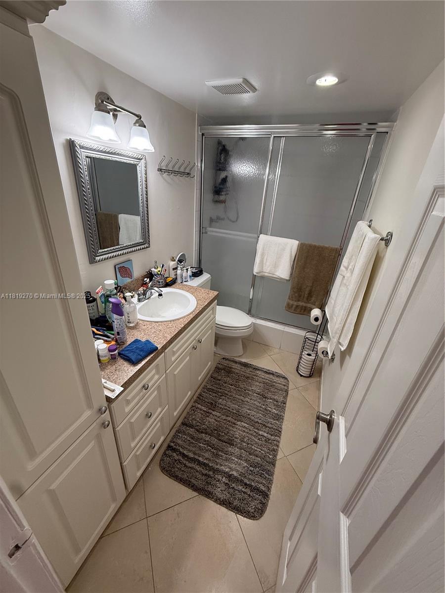 ST ANDREWS COURT CONDO - Residential Lease