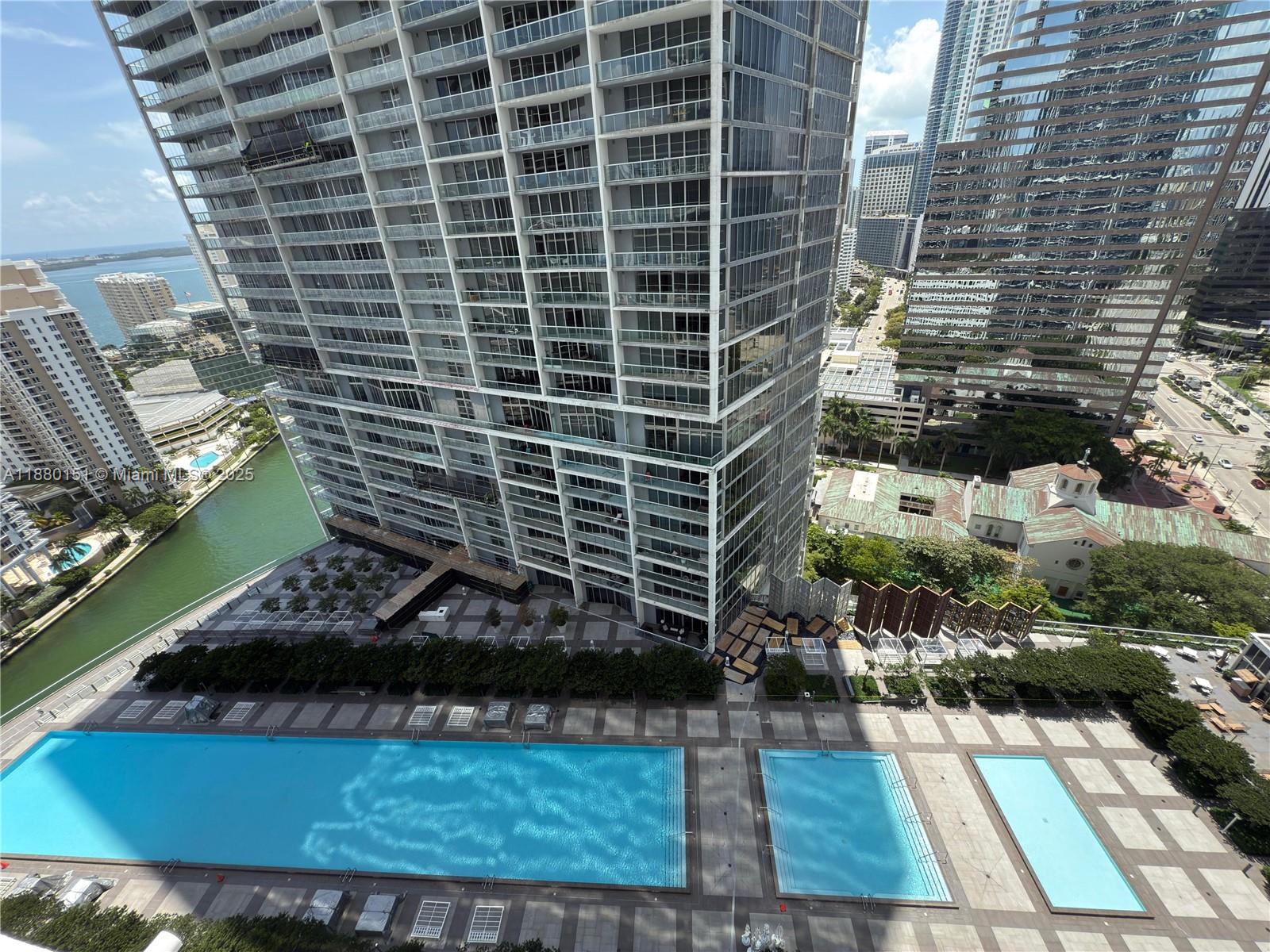 ICONBRICKELL CONDO NO 1 - Residential Lease