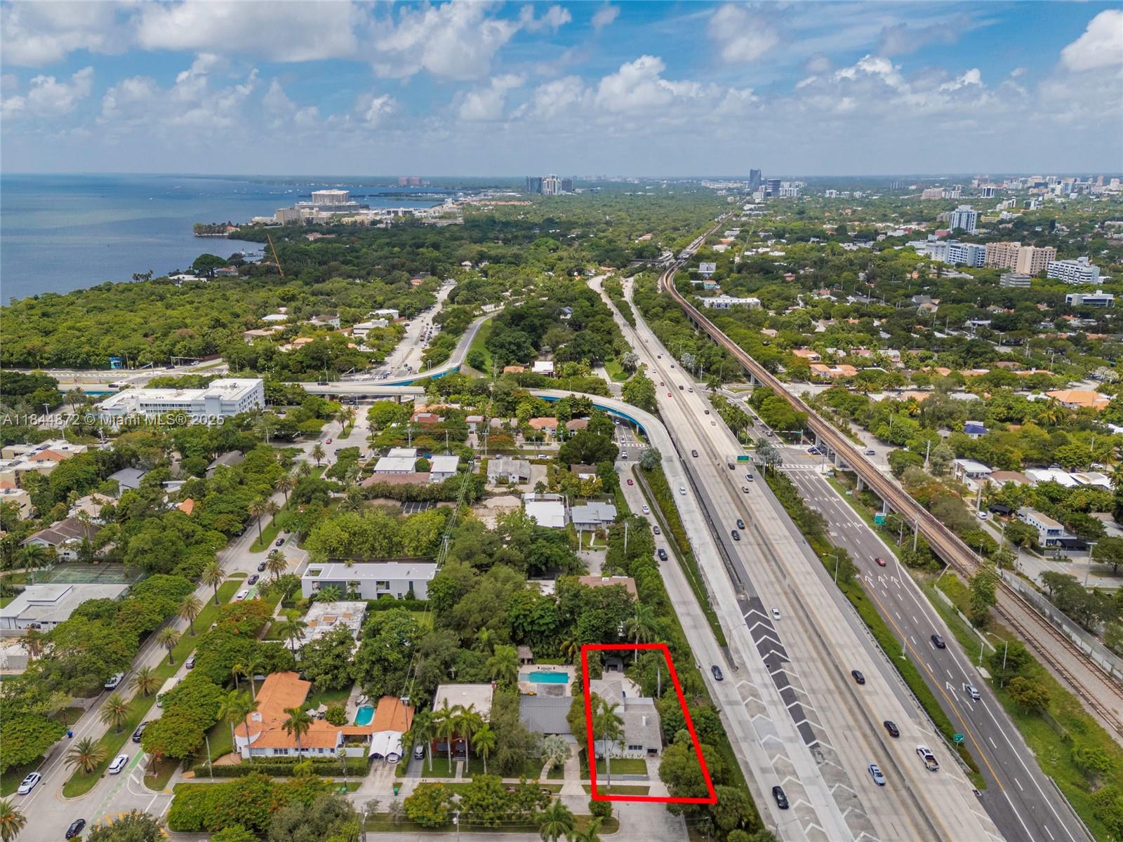 BRICKELL HAMMOCK UNIT NO - Residential