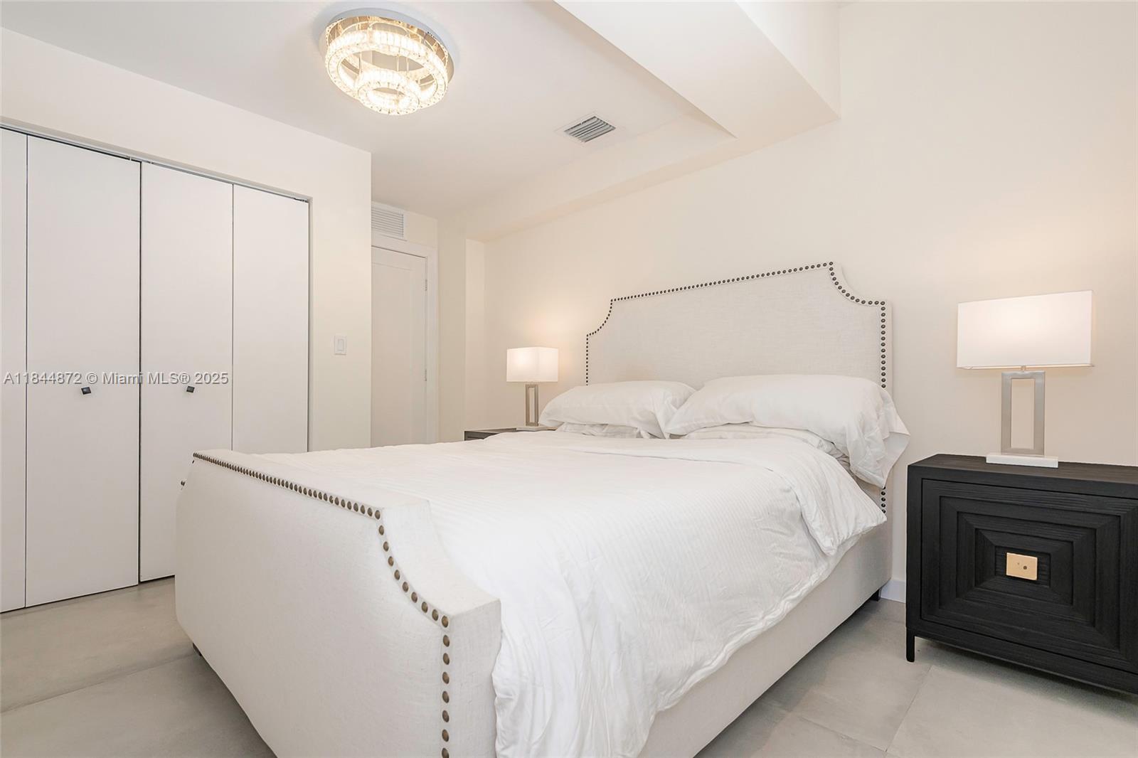 BRICKELL HAMMOCK UNIT NO - Residential