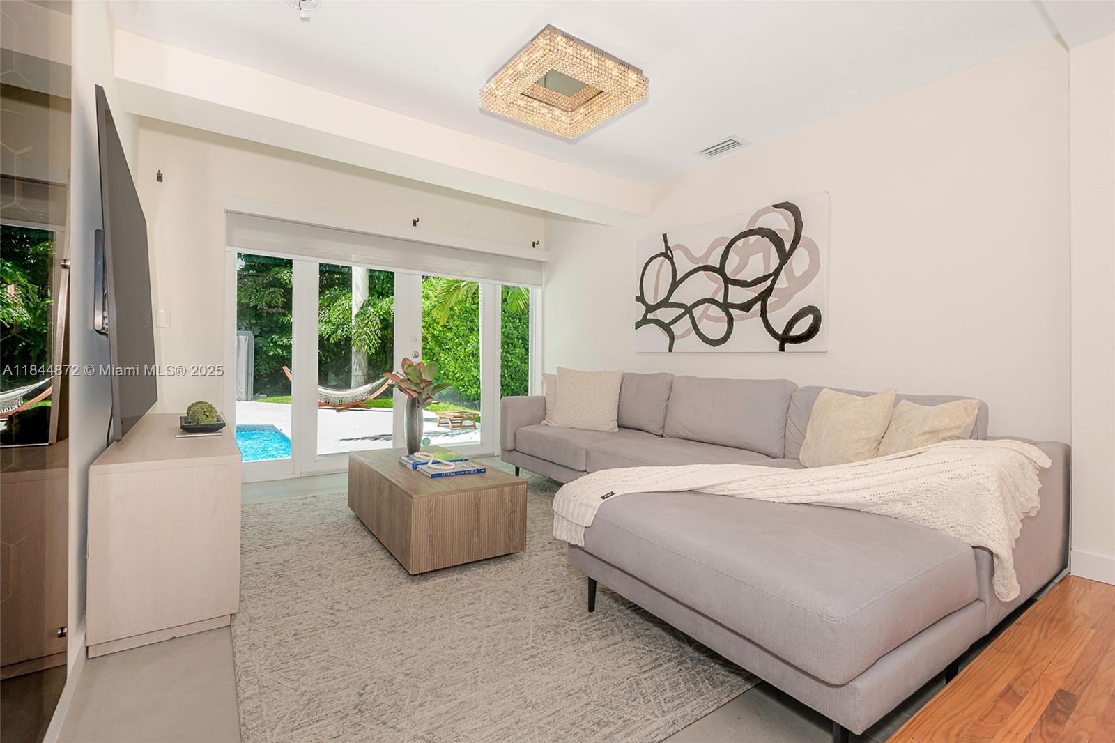 BRICKELL HAMMOCK UNIT NO - Residential