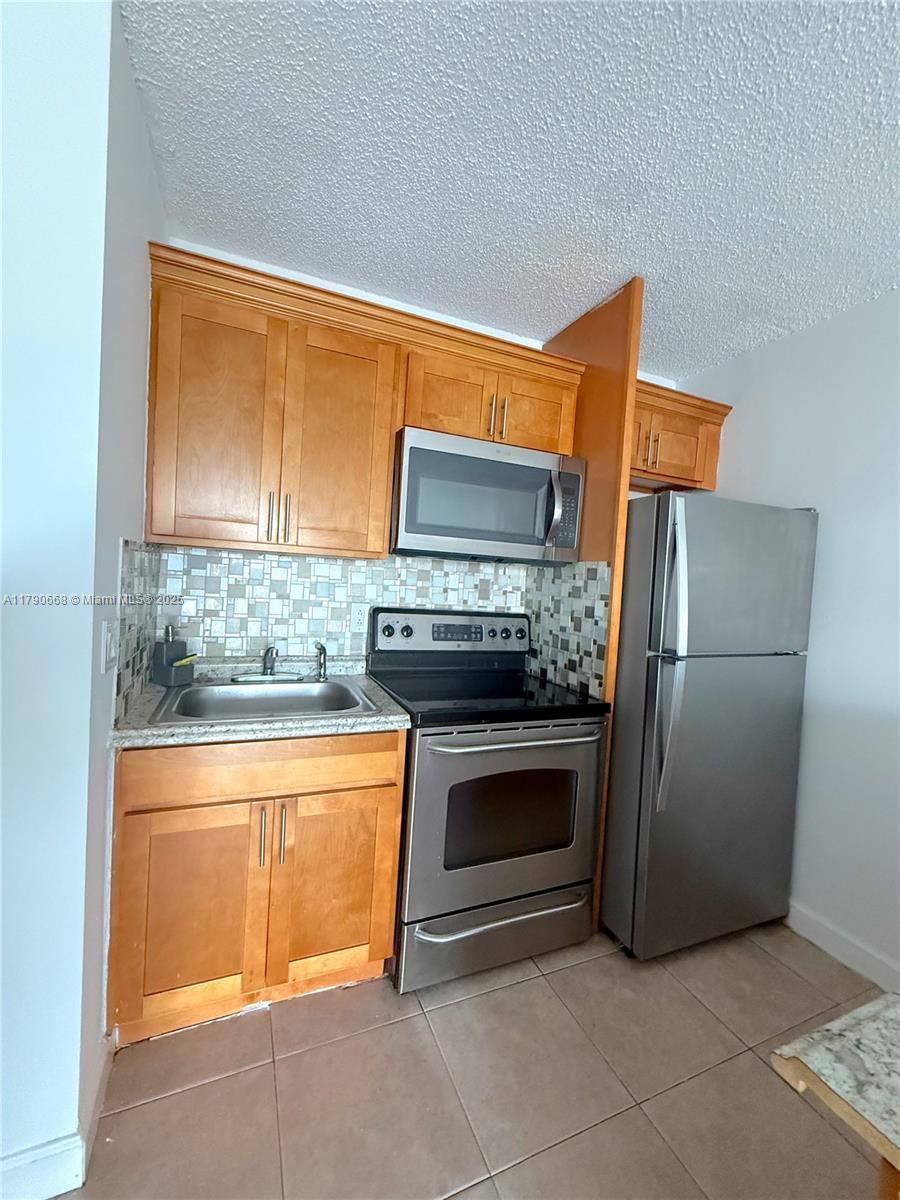 8260 SW 210th St 315