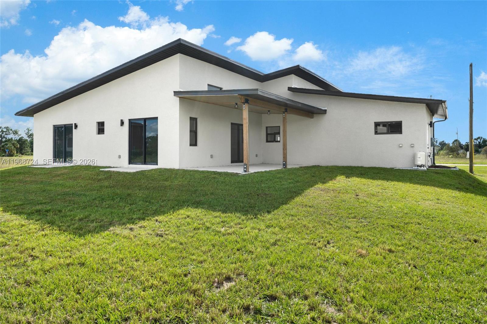 LEHIGH ACRES - Residential