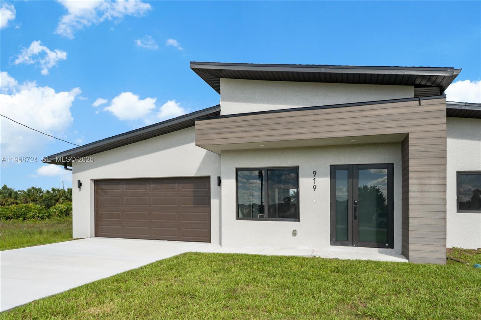 LEHIGH ACRES - Residential