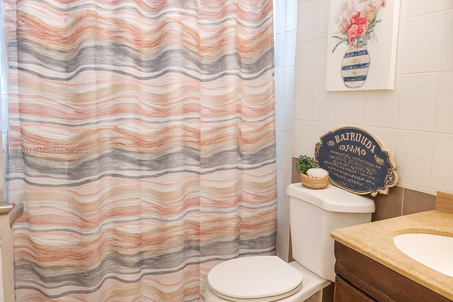 PLAZA ESTATES 3RD SEC - Residential