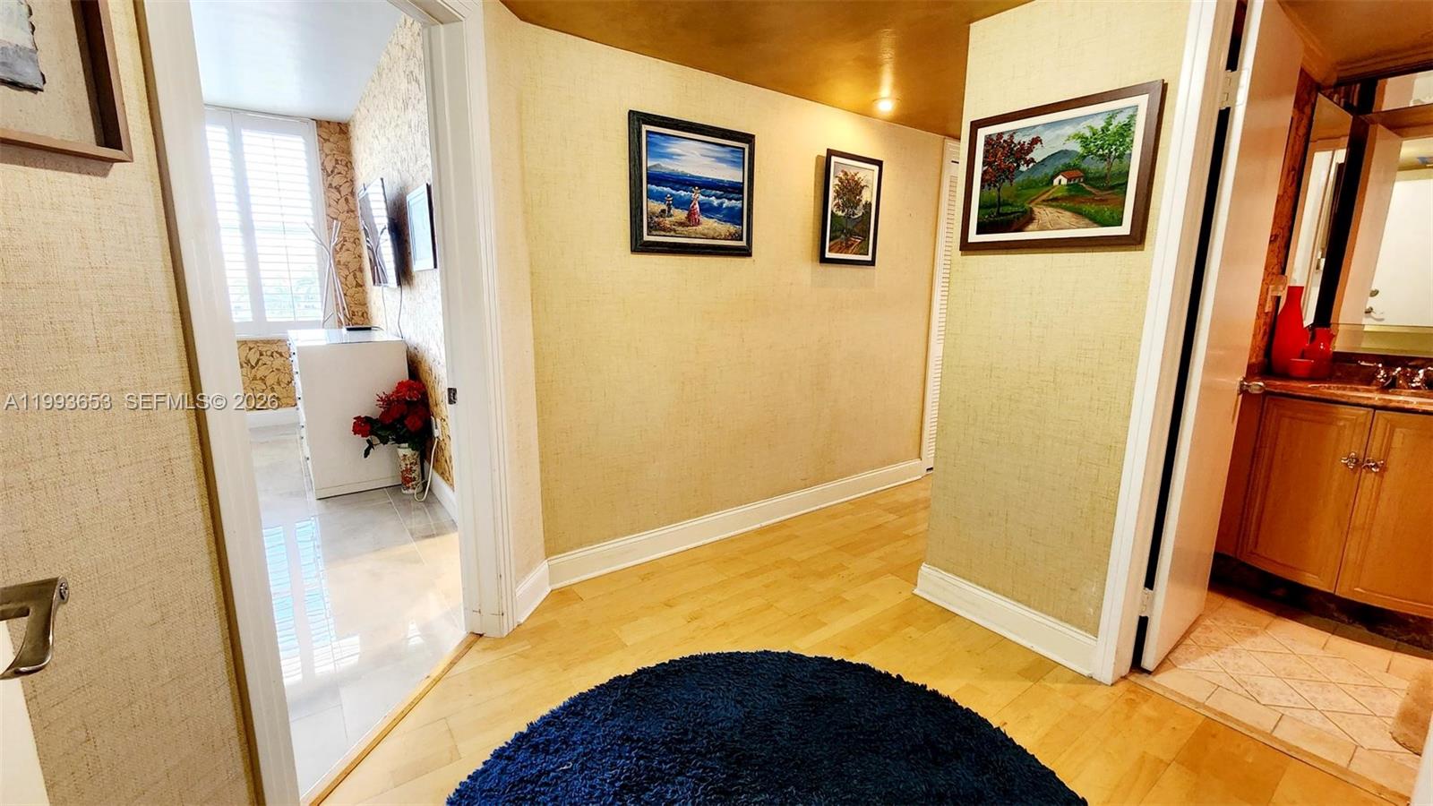 SUNRISE TOWER CONDO - Residential Lease