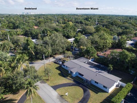 A home in Pinecrest