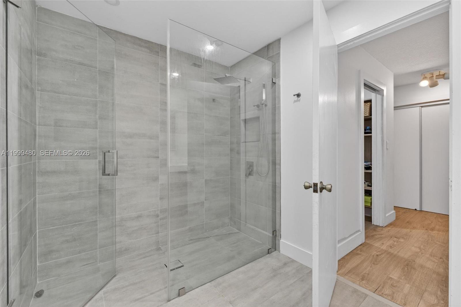 PINEWOOD ESTS 3RD ADDN - Residential