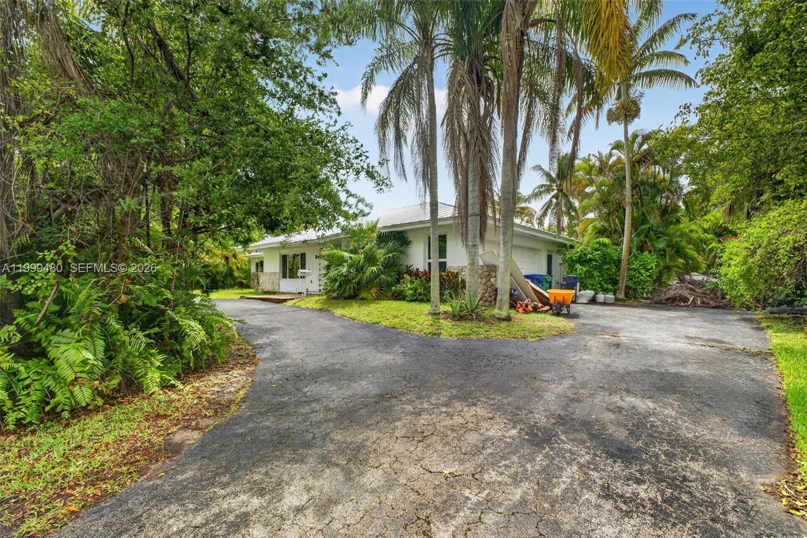 PINEWOOD ESTS 3RD ADDN - Residential