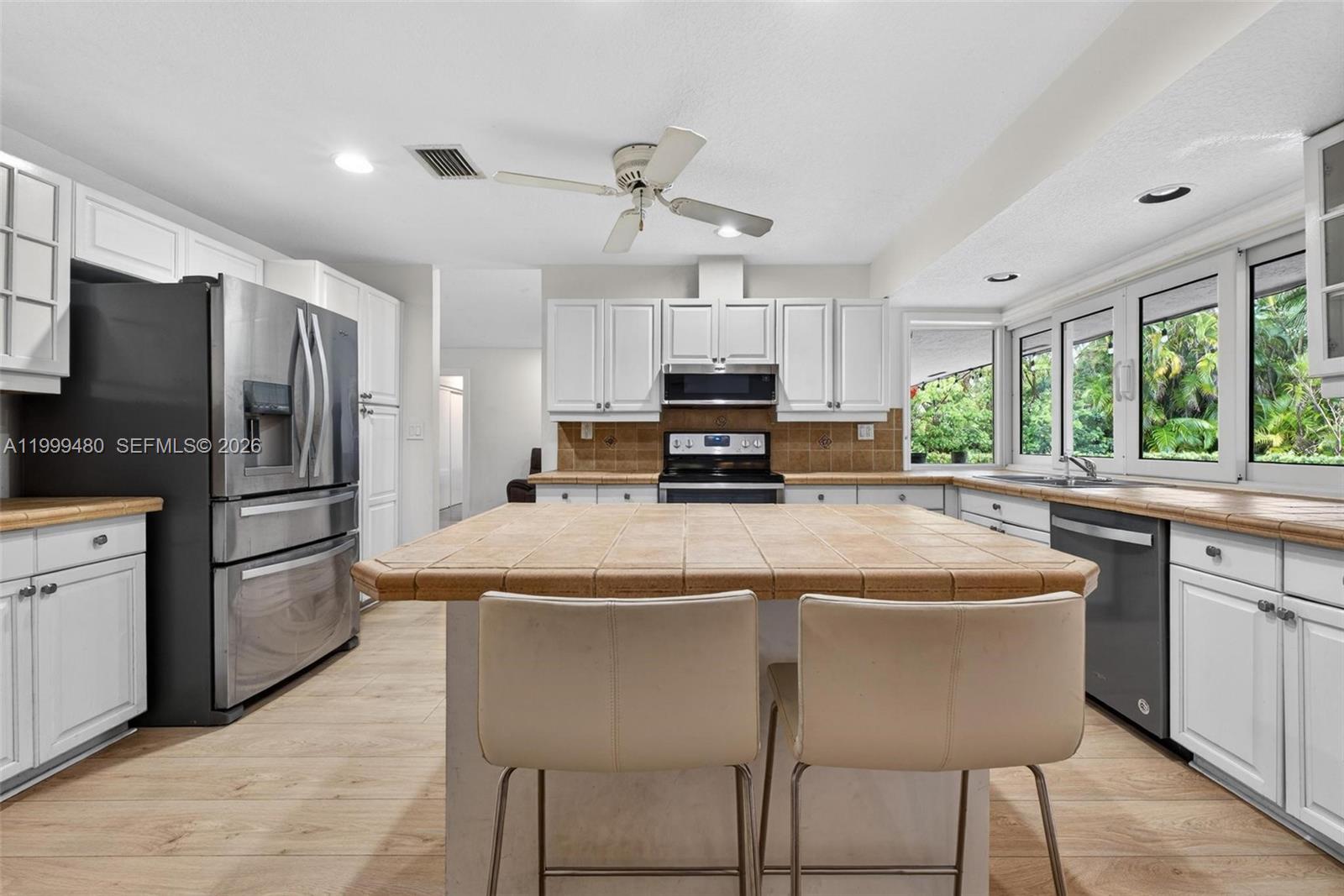 PINEWOOD ESTS 3RD ADDN - Residential