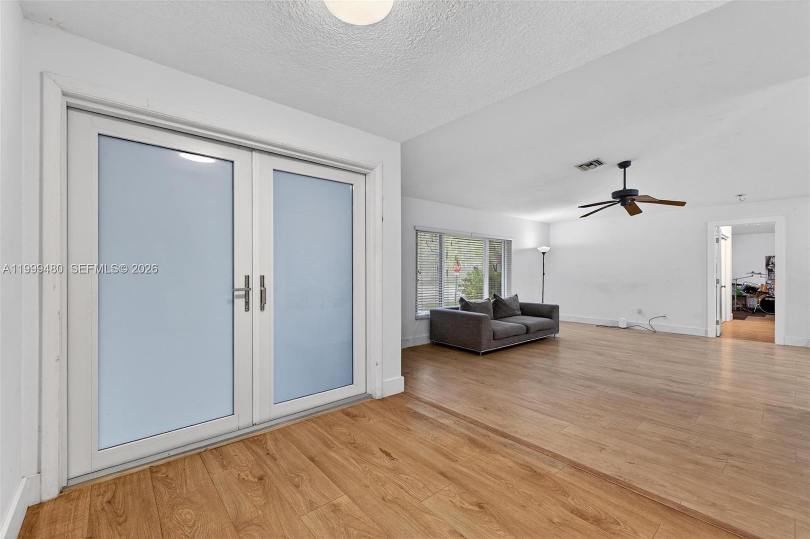 PINEWOOD ESTS 3RD ADDN - Residential