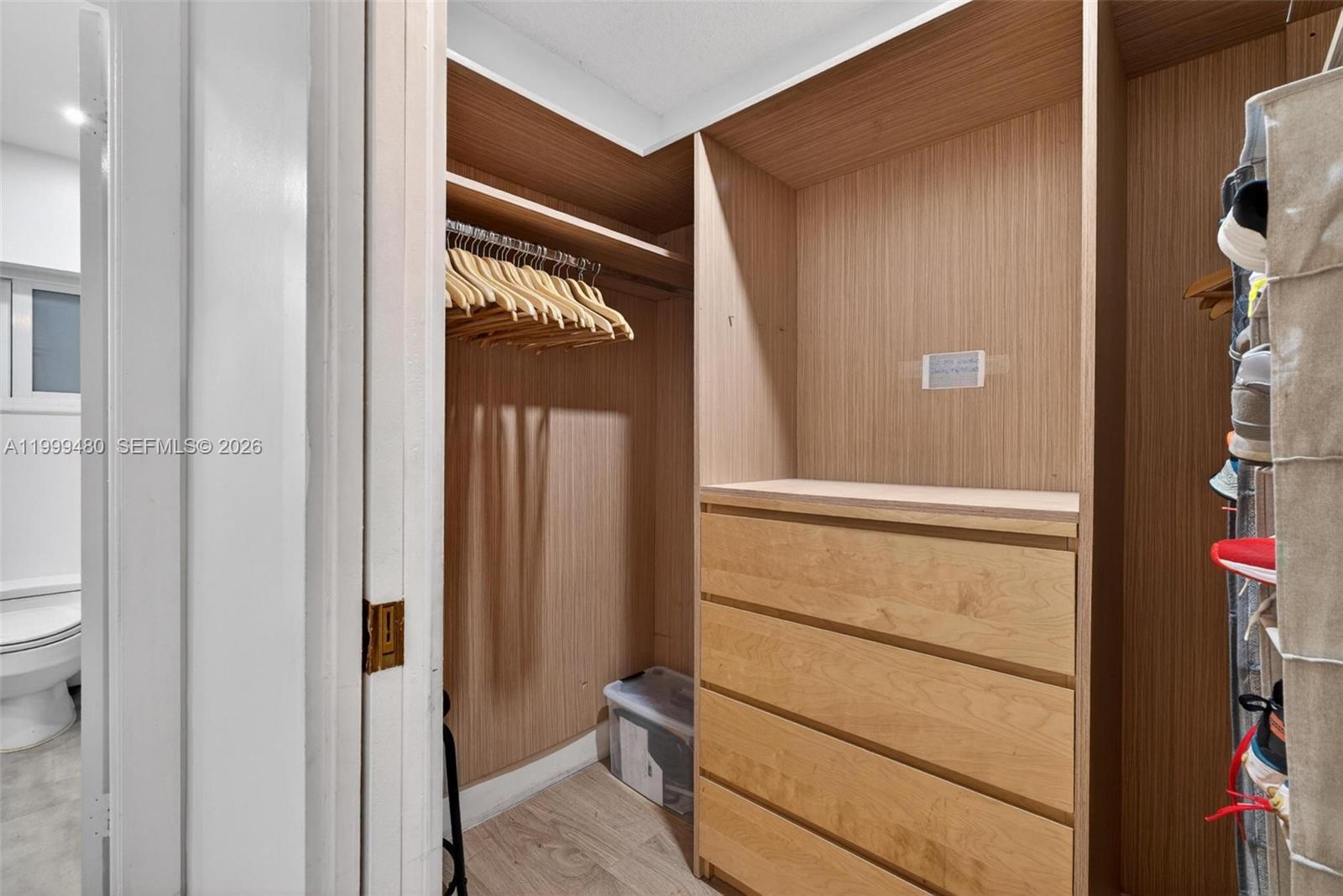 PINEWOOD ESTS 3RD ADDN - Residential