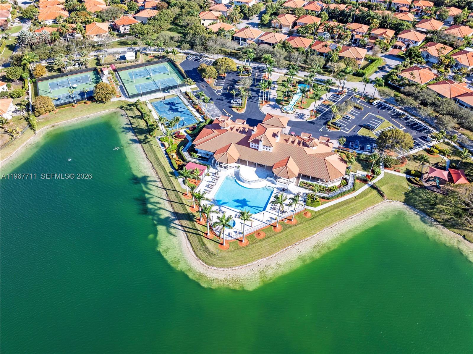 CUTLER CAY - Residential