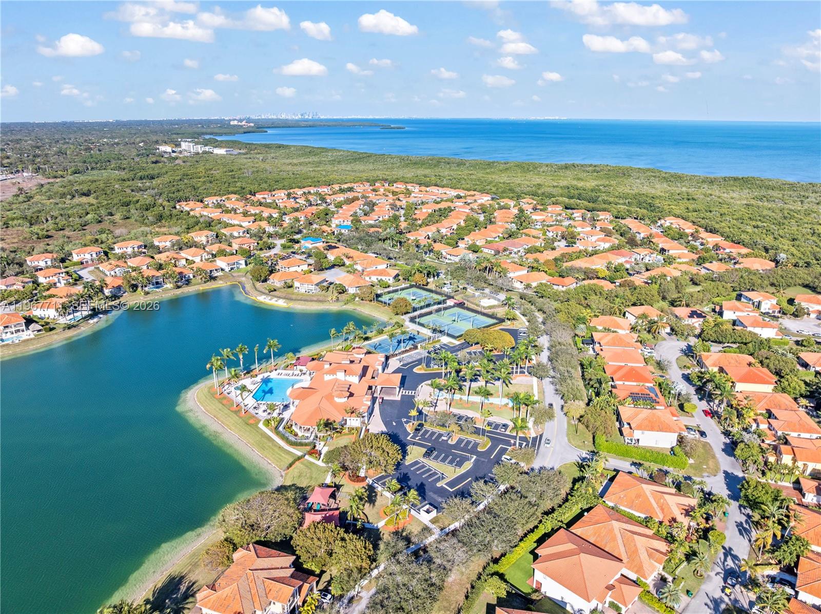 CUTLER CAY - Residential