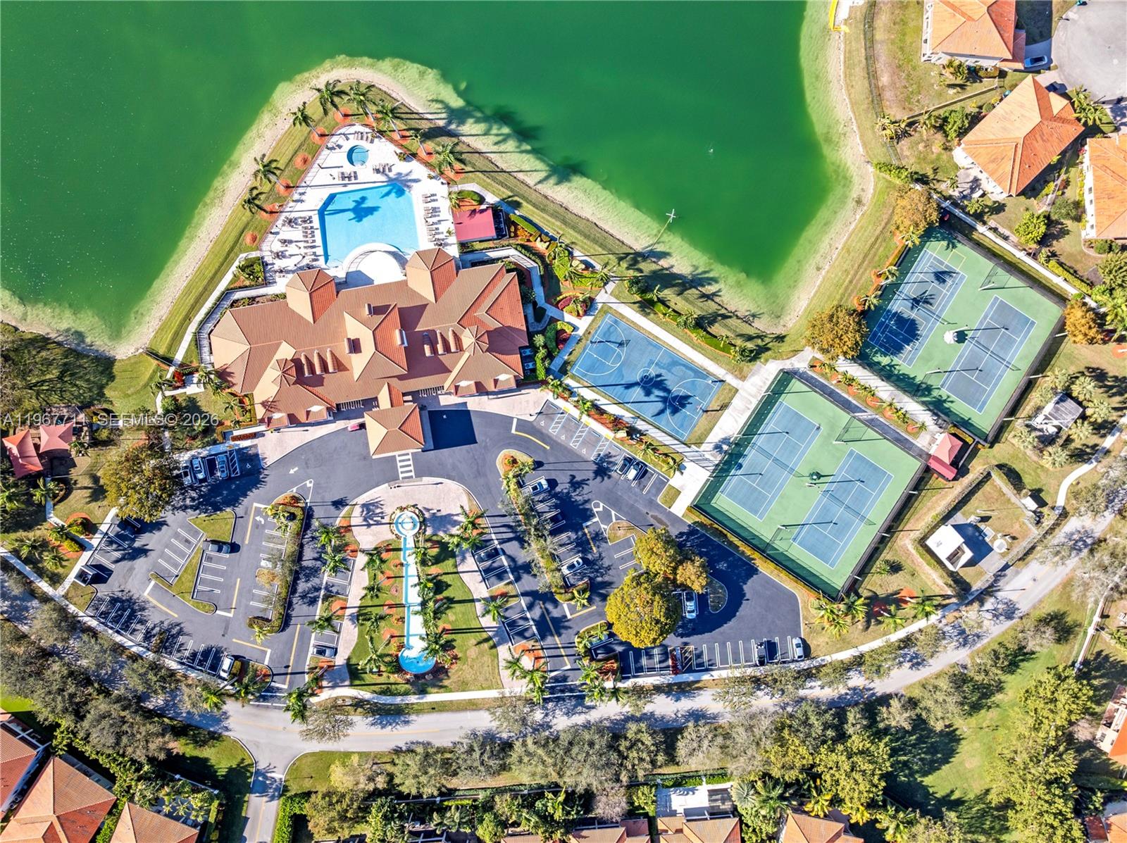 CUTLER CAY - Residential