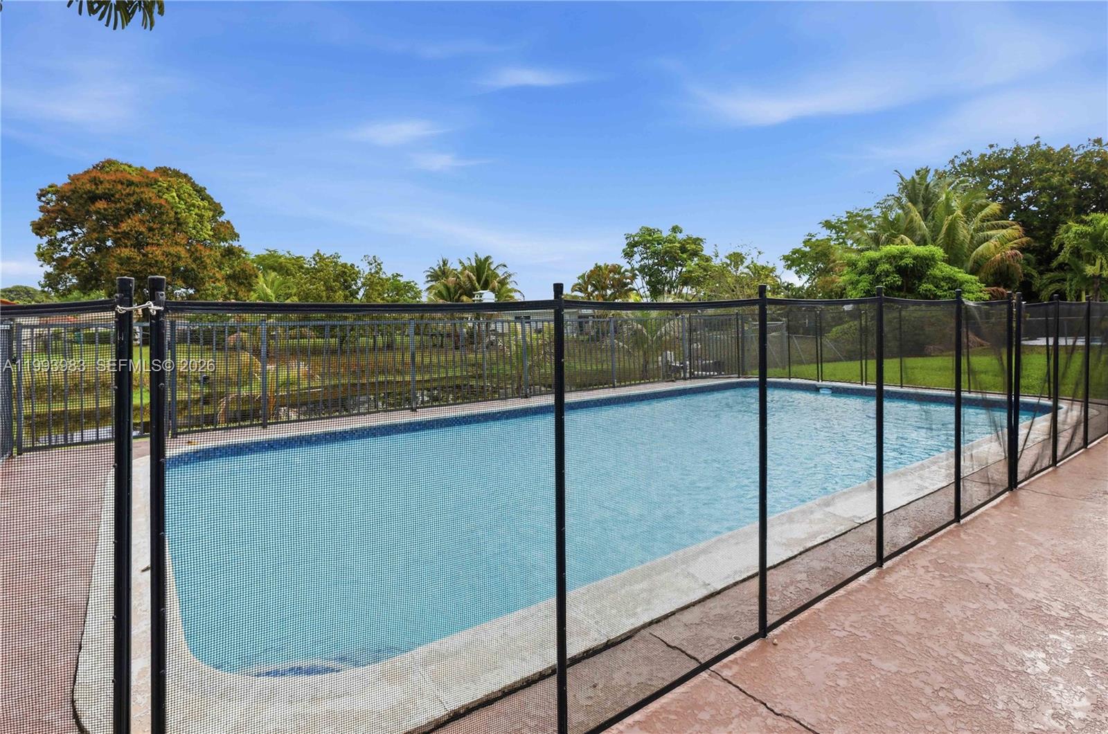 FOREST HILLS SOUTH - Residential