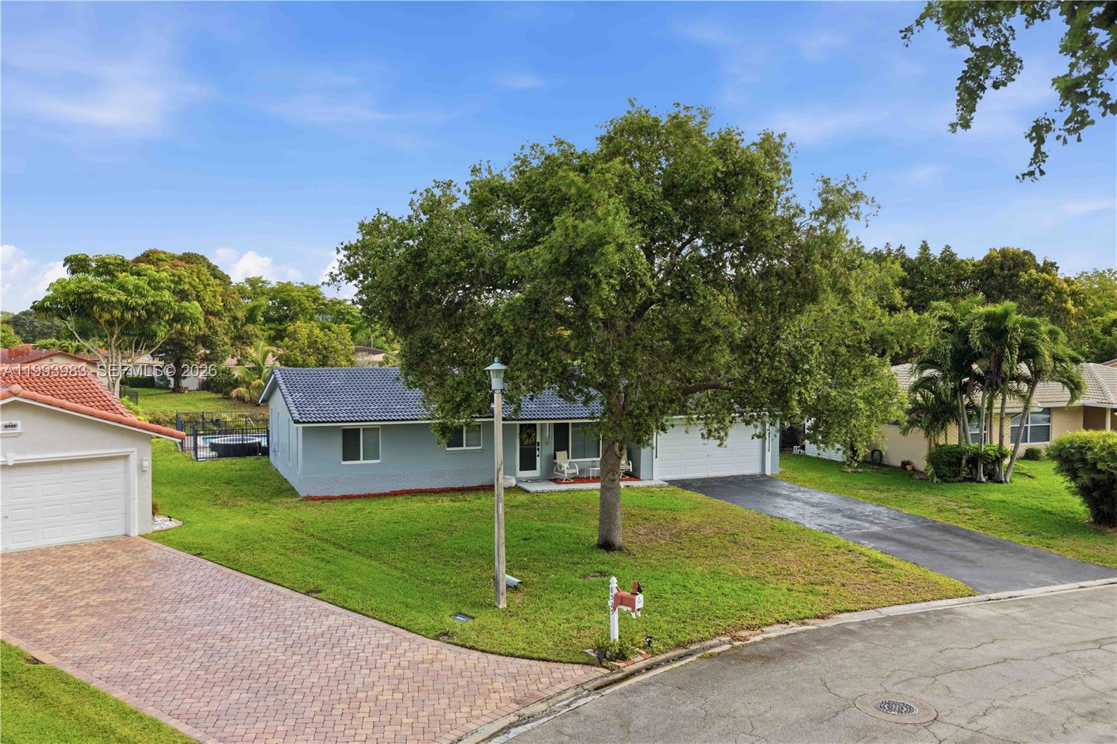 FOREST HILLS SOUTH - Residential