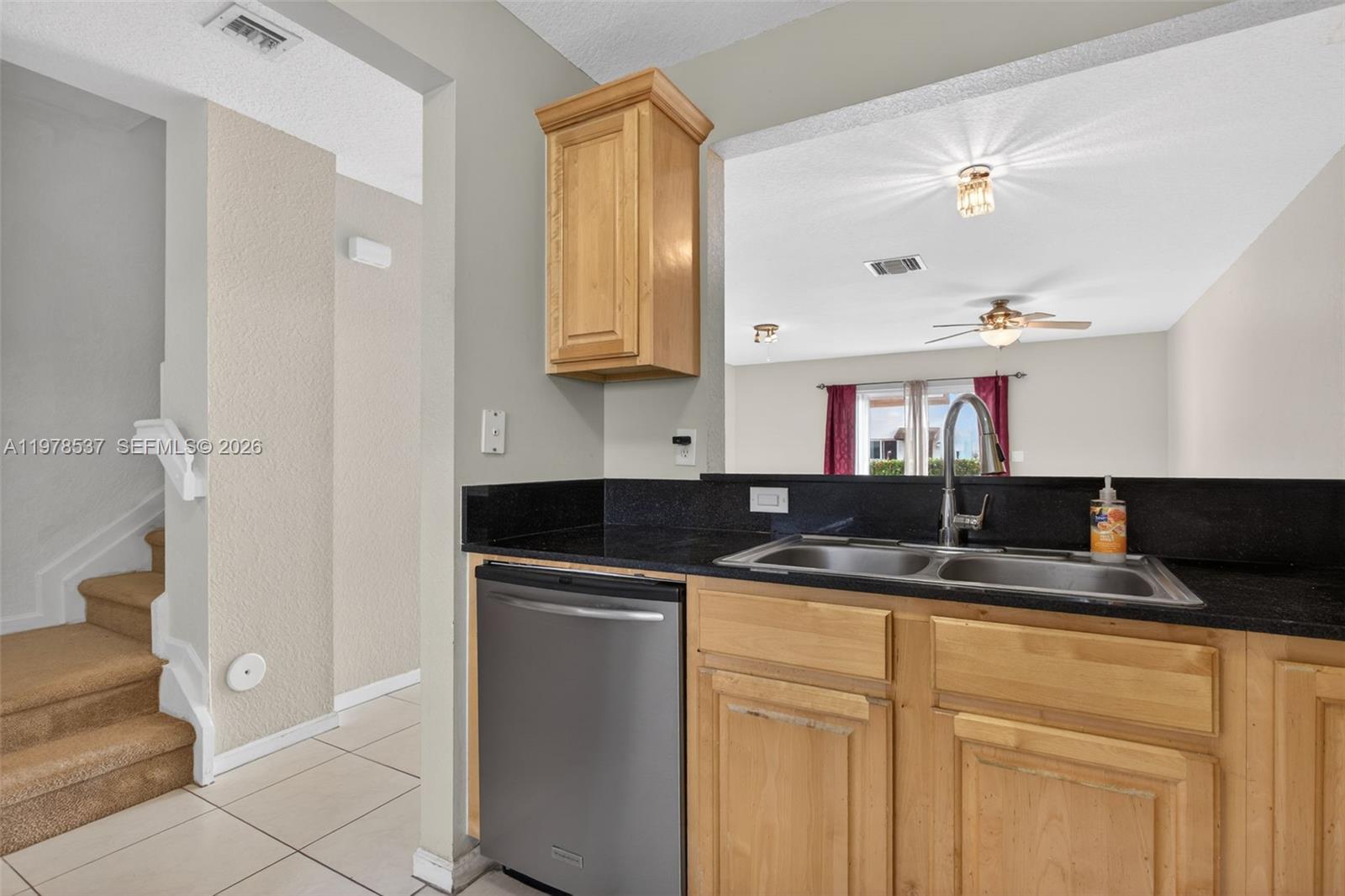 COVENTRY HOUSE - Residential Lease