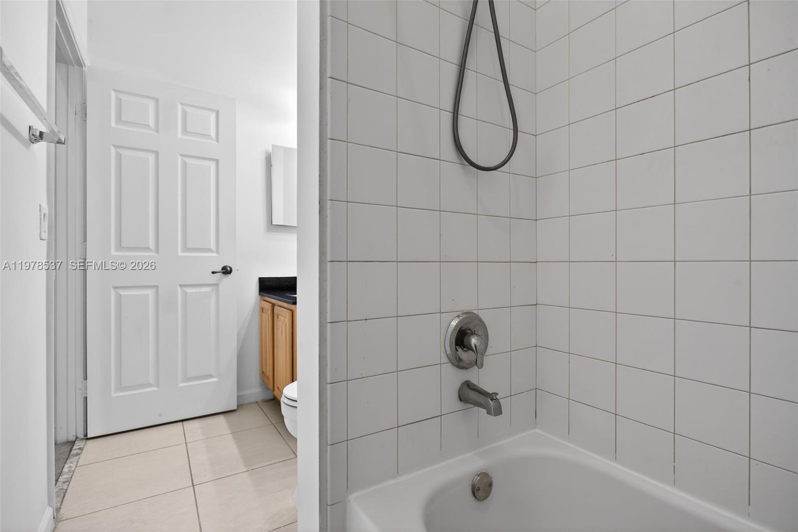 COVENTRY HOUSE - Residential Lease