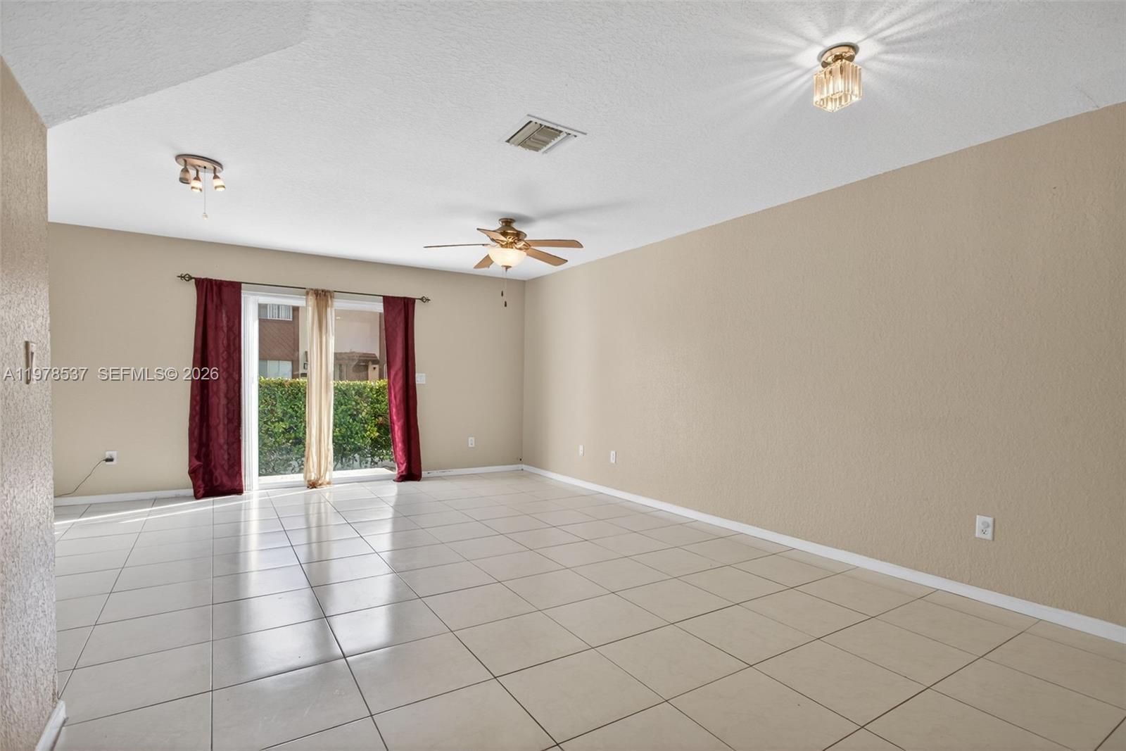 COVENTRY HOUSE - Residential Lease