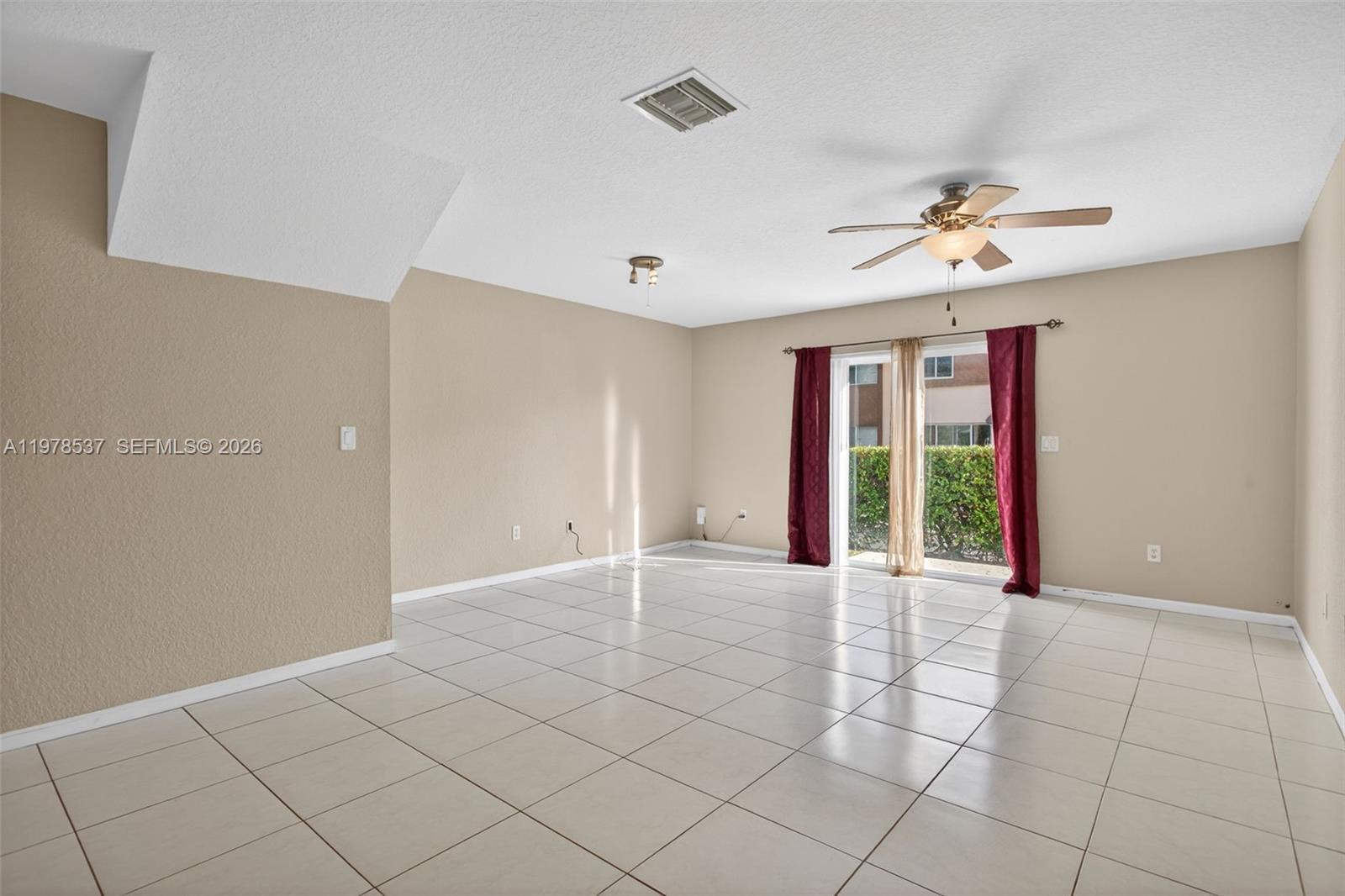 COVENTRY HOUSE - Residential Lease