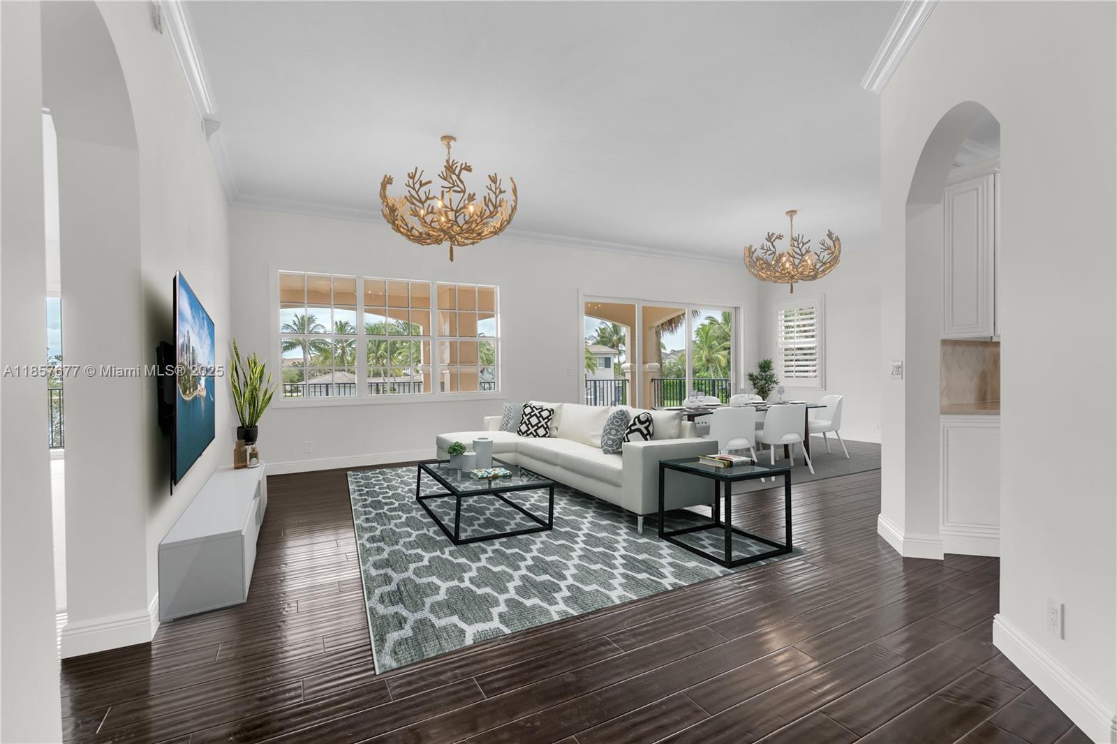 CARRIAGE HOMES AT FRENCHM - Residential
