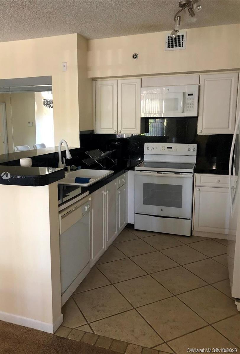 THE YACHT CLUB AT AVENTURA - Residential Lease