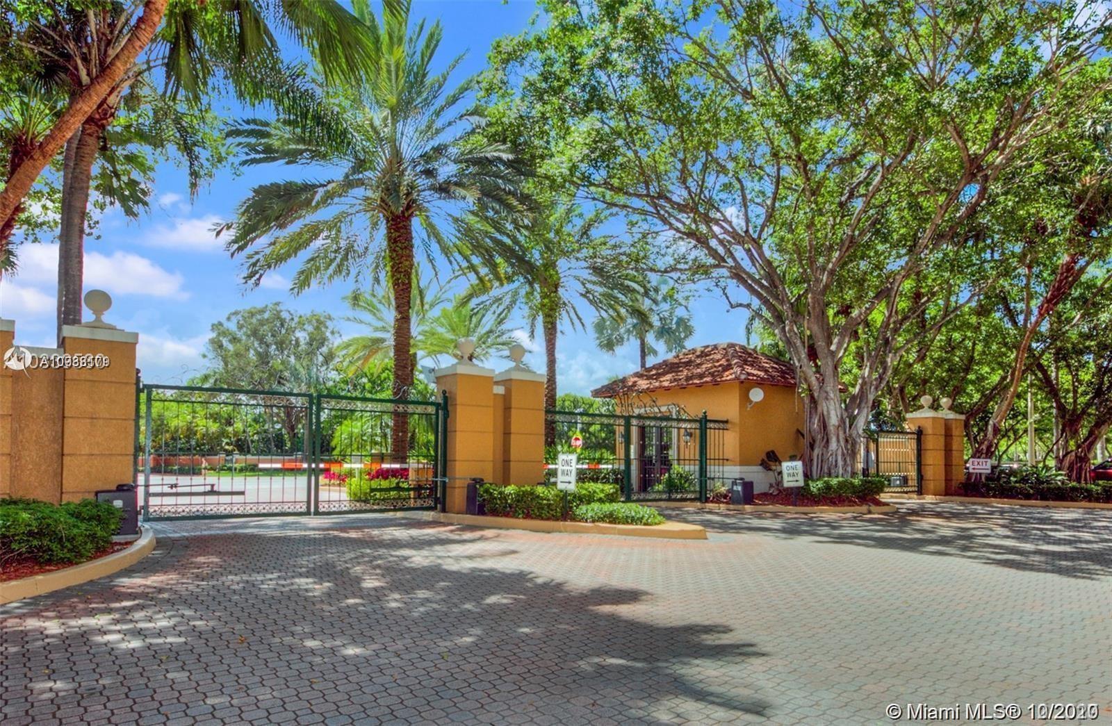 THE YACHT CLUB AT AVENTURA - Residential Lease