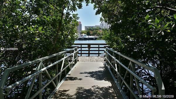 THE YACHT CLUB AT AVENTURA - Residential Lease
