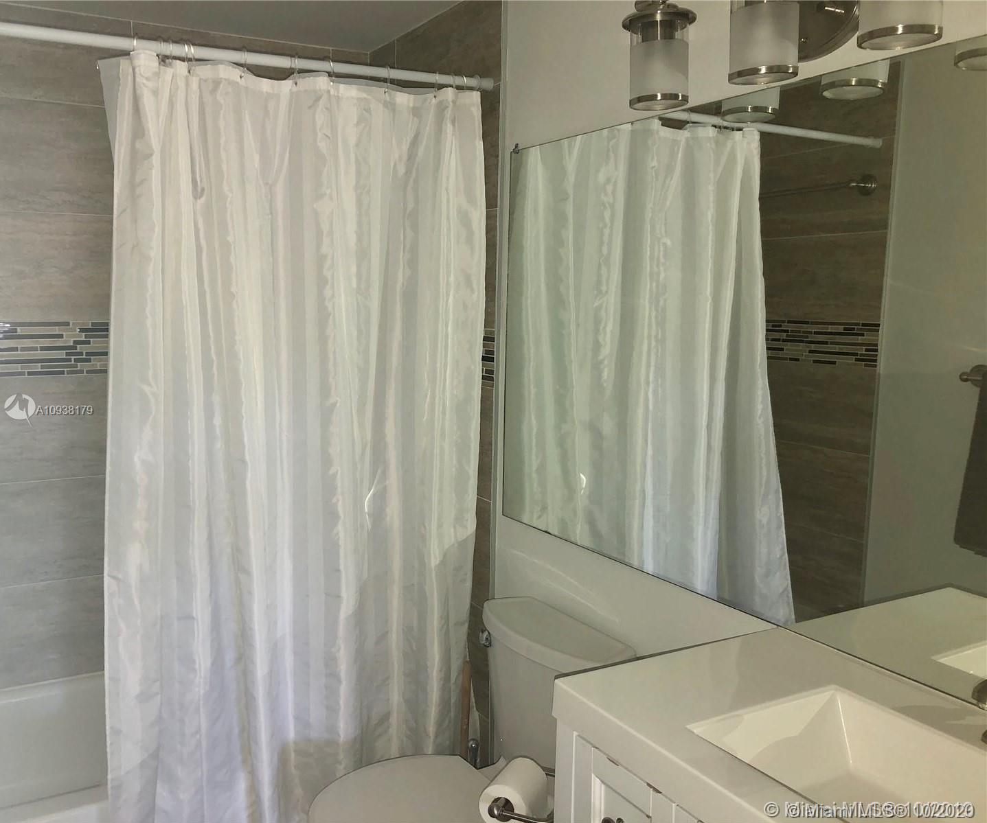 THE YACHT CLUB AT AVENTURA - Residential Lease