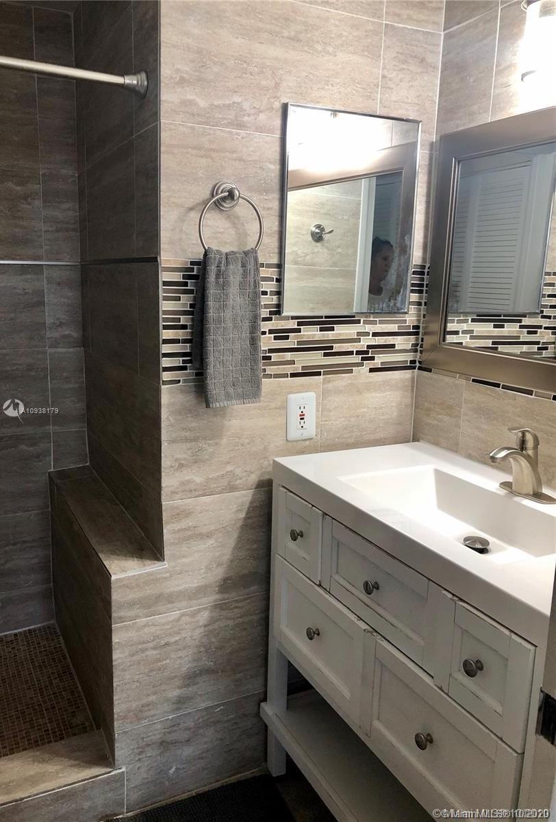 THE YACHT CLUB AT AVENTURA - Residential Lease