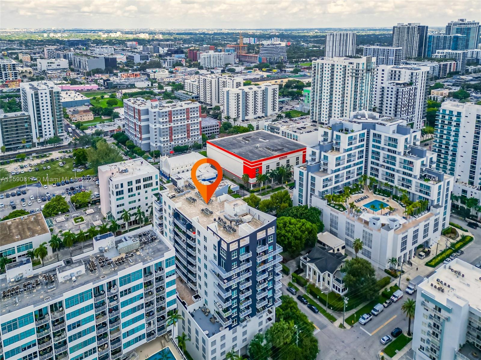 Photo 36 of 39 of 2275 Biscayne Blvd 909 condo
