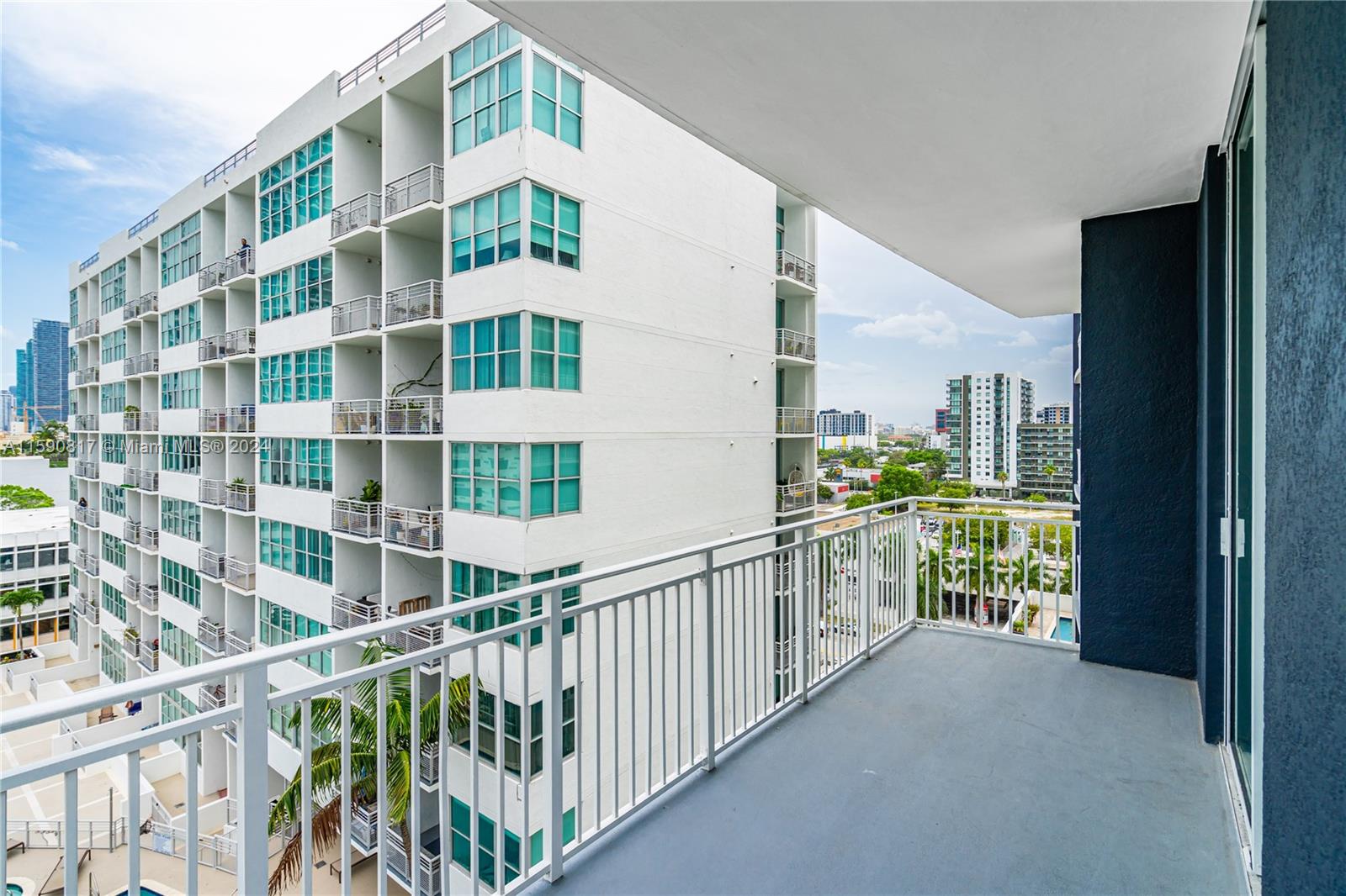 Photo 26 of 39 of 2275 Biscayne Blvd 909 condo