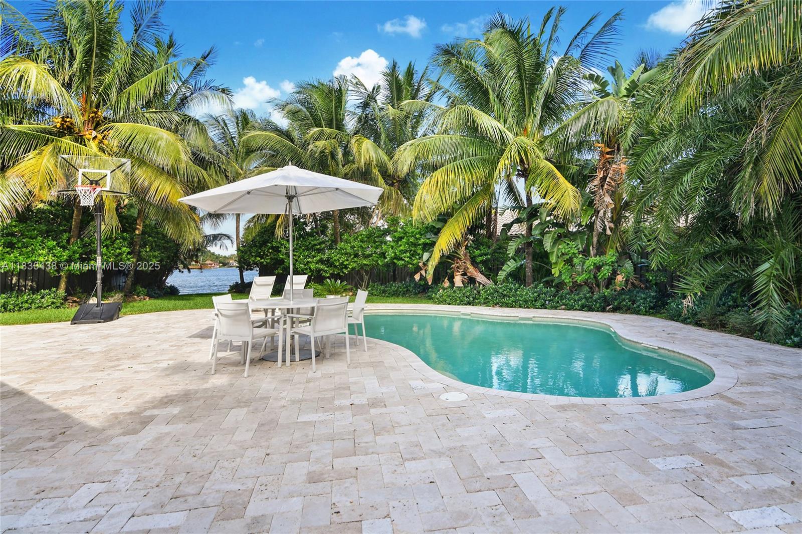 HIGHLAND LAKES SEC 8 - Residential Lease