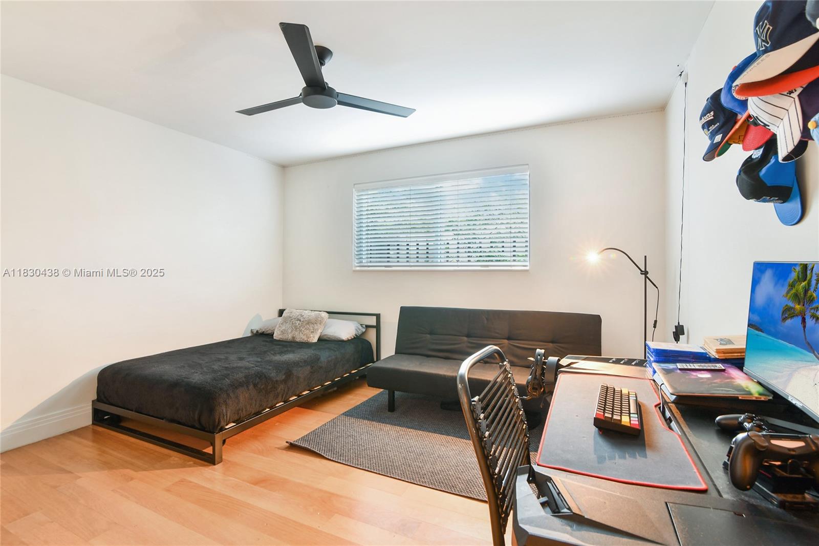 HIGHLAND LAKES SEC 8 - Residential Lease