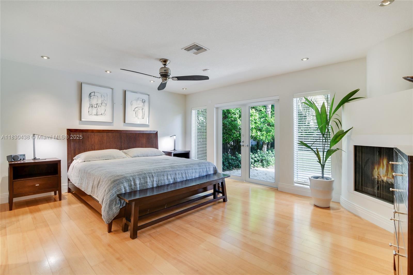 HIGHLAND LAKES SEC 8 - Residential Lease