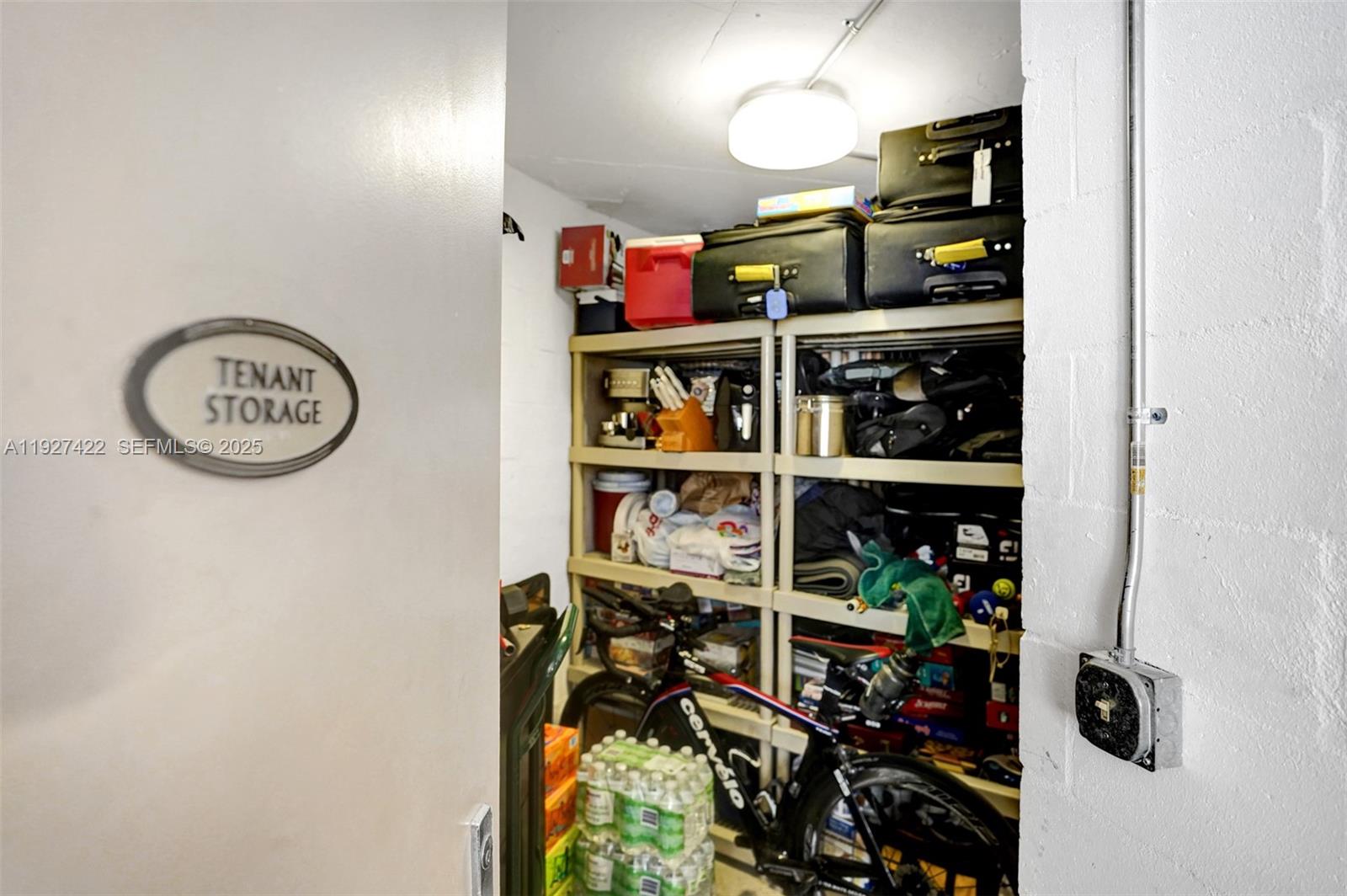 VENEZIA LAS OLAS CONDO - Residential